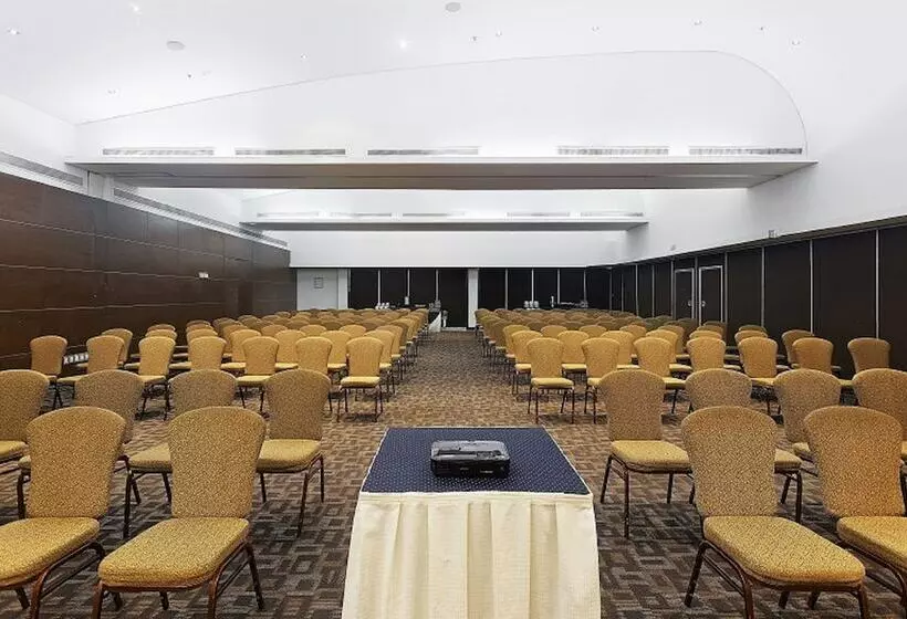 בית מלון כפרי Crowne Plaza Villahermosa, An Ihg