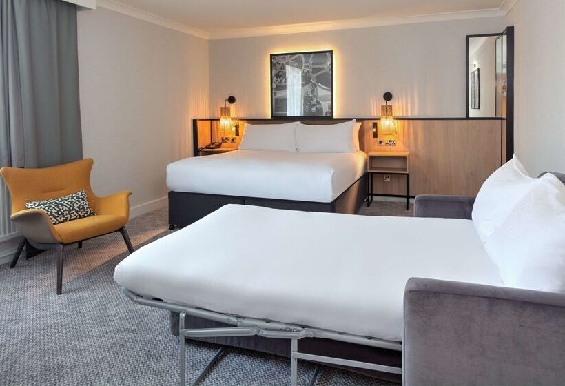 فندق Doubletree By Hilton London Elstree