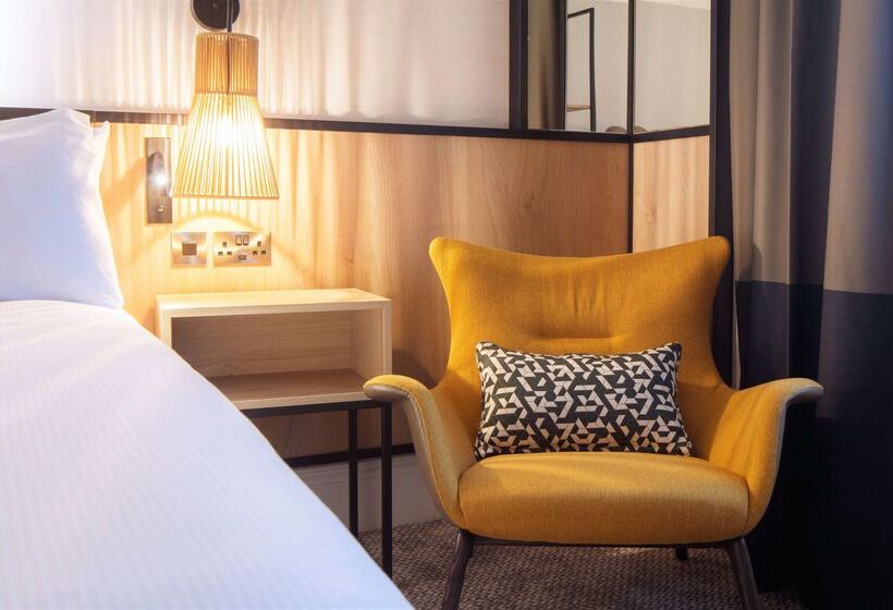 فندق Doubletree By Hilton London Elstree