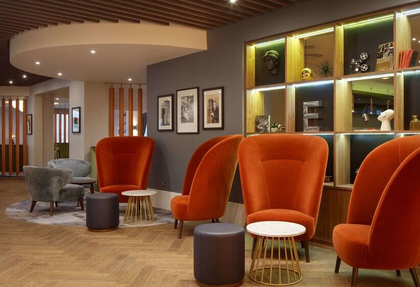 فندق Doubletree By Hilton London Elstree