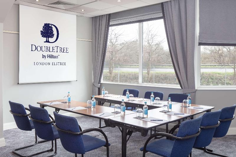 فندق Doubletree By Hilton London Elstree