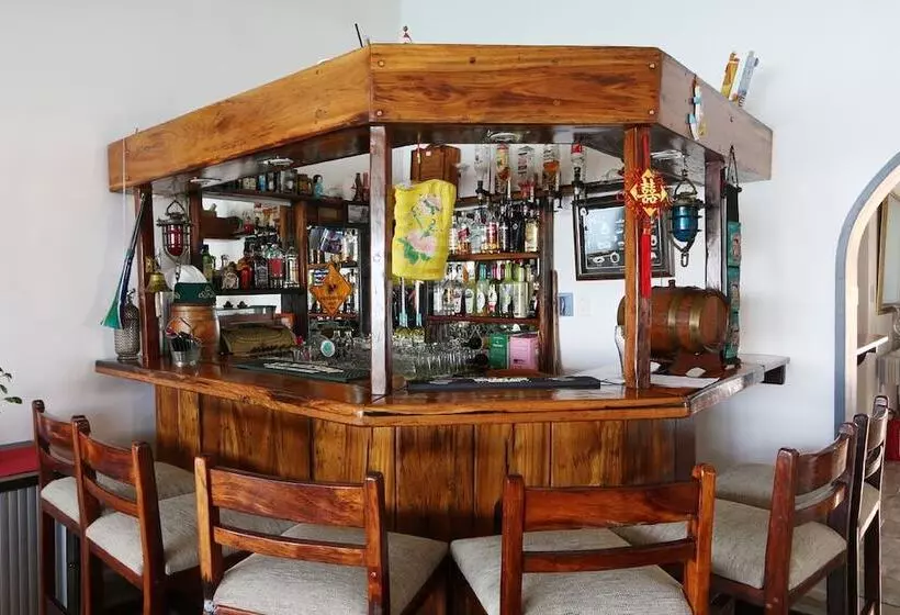 فندق Harbourview Lodge