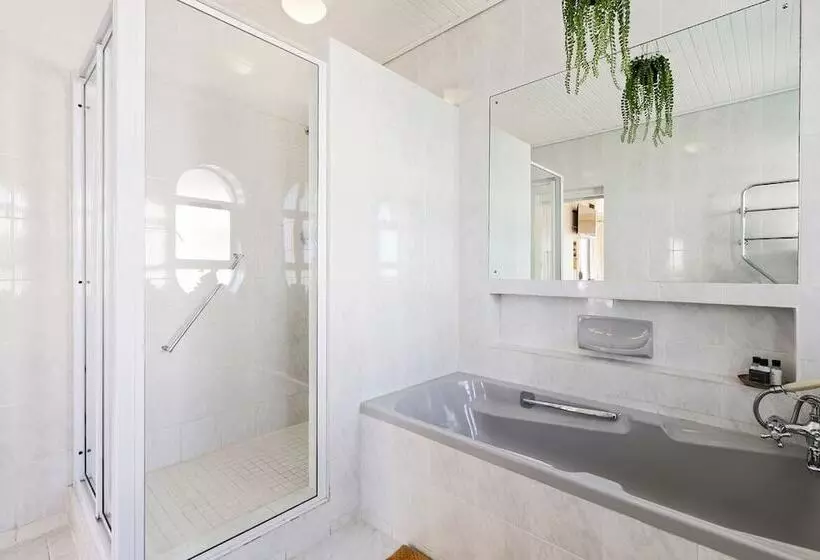 فندق Harbourview Lodge