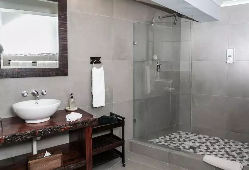 호텔 Hide Away Guest House