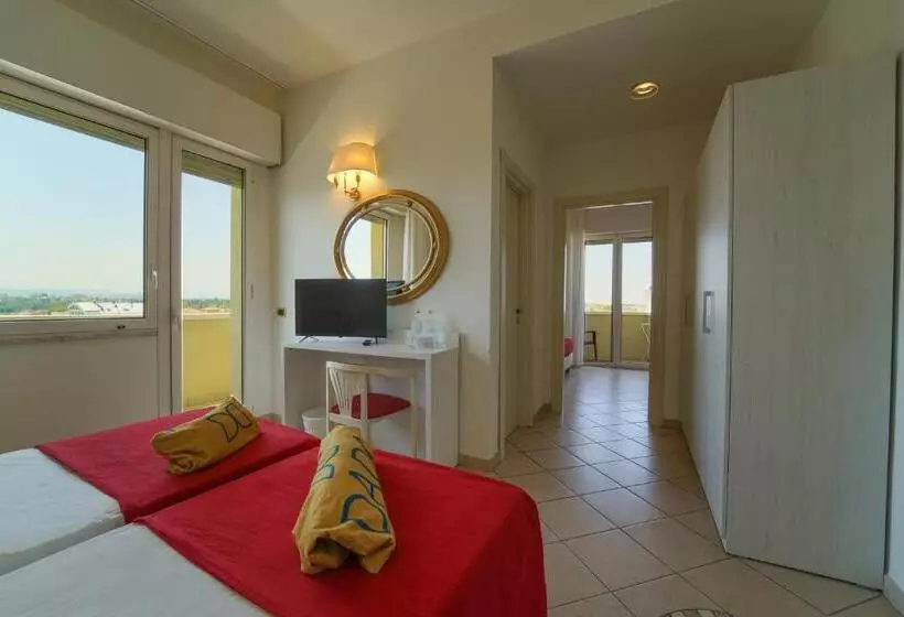 Imperial Beach   Dada Hotels