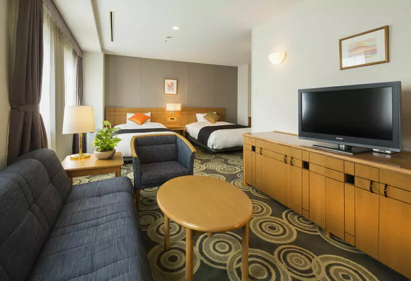 Отель Jreast Mets Tabata