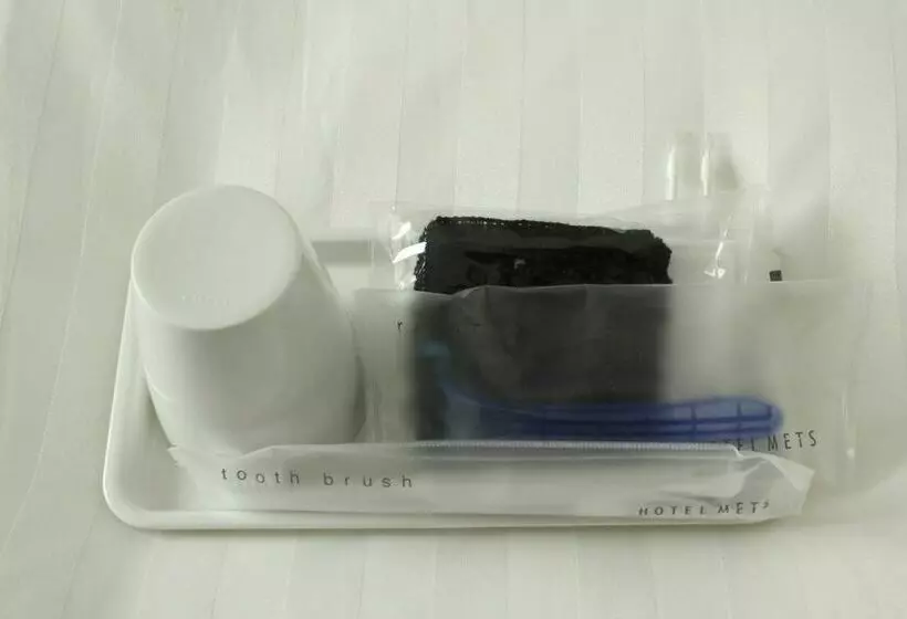 Отель Jreast Mets Tabata