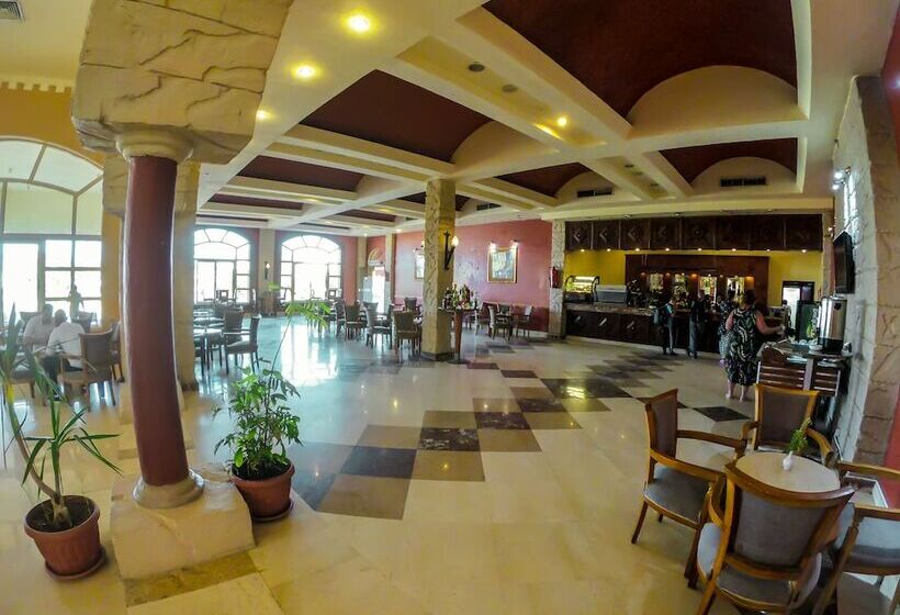 Hotel Regency Plaza Aqua Park And Spa Resort