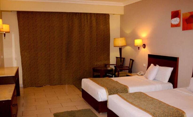 Hotel Regency Plaza Aqua Park And Spa Resort