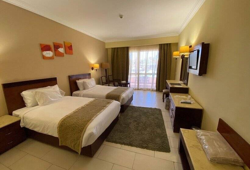 Hotel Regency Plaza Aqua Park And Spa Resort