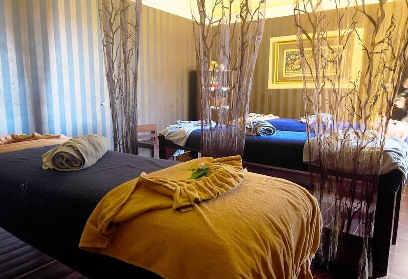 Hotel Regency Plaza Aqua Park And Spa Resort