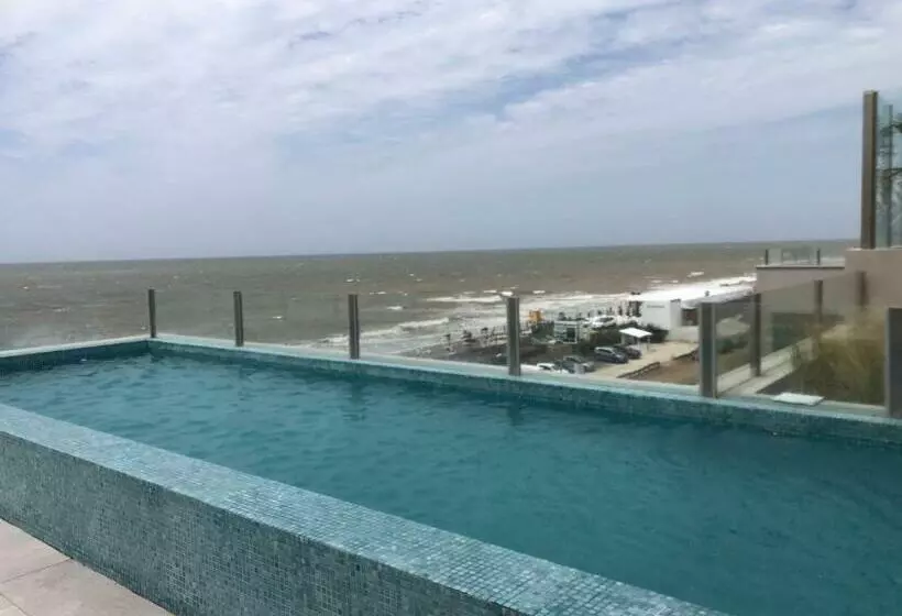 Pinamar Beach Resort