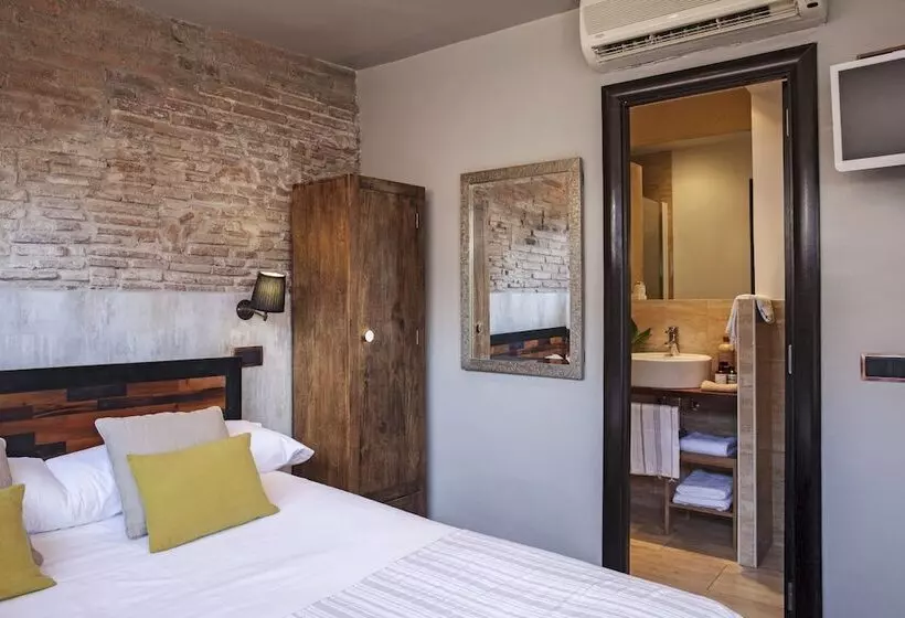 Ainb Born Dames Apartments