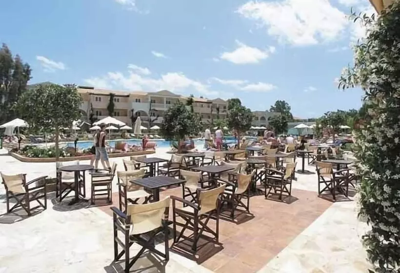 Bitzaro Grande Hotel & Suites