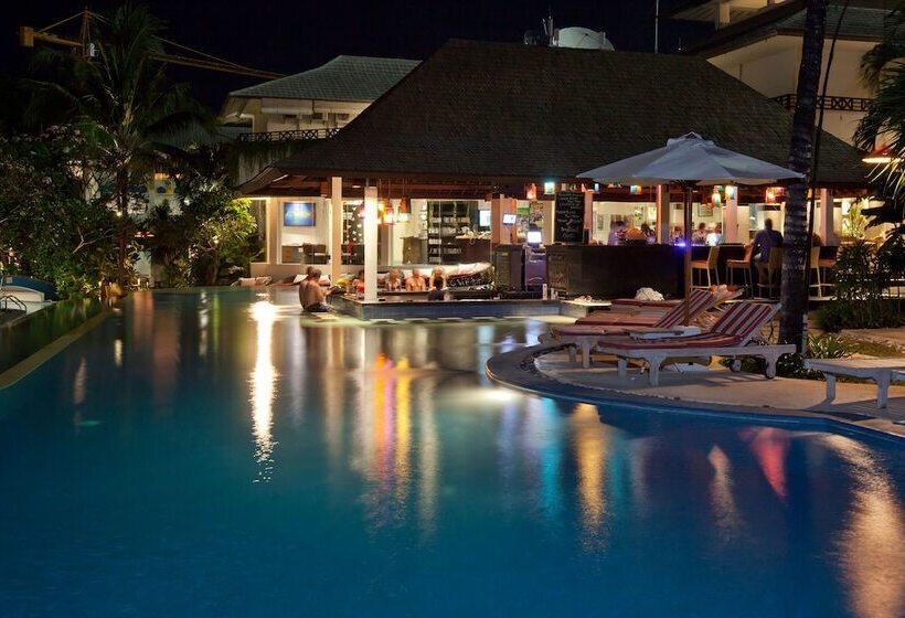 Hotel Bluzea Resort By Doublesix