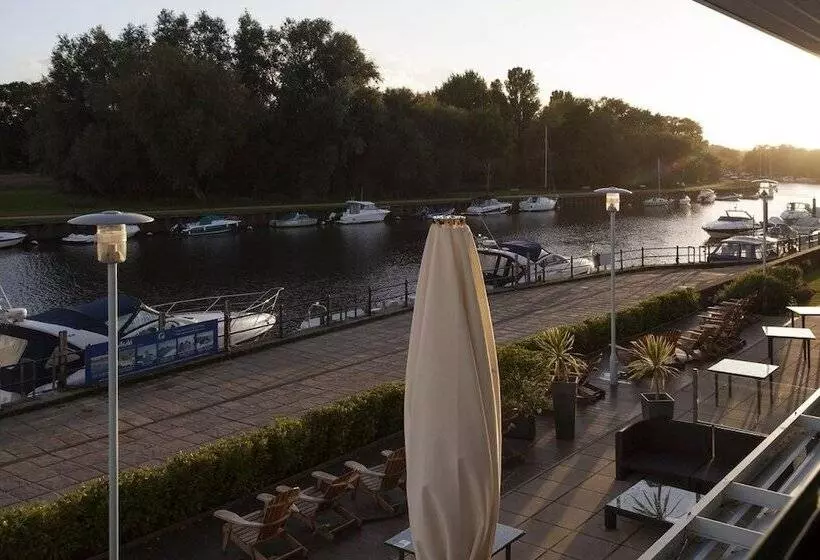 Captain S Club Hotel & Spa