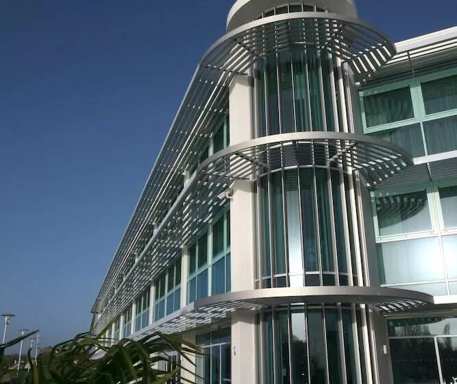 Captain S Club Hotel & Spa