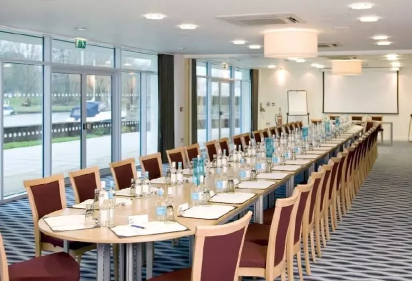 Captain S Club Hotel & Spa