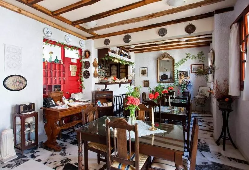 酒店 Chateau Zevgoli