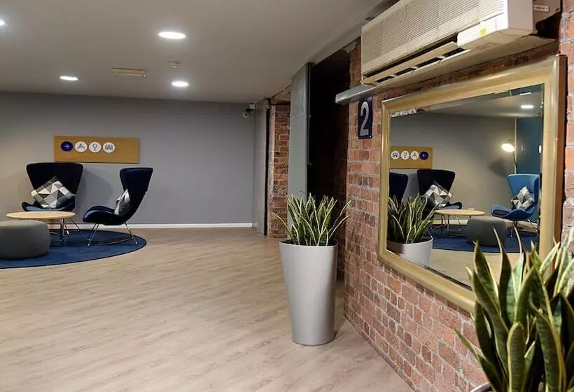 فندق Holiday Inn Express Liverpool Albert Dock, An Ihg