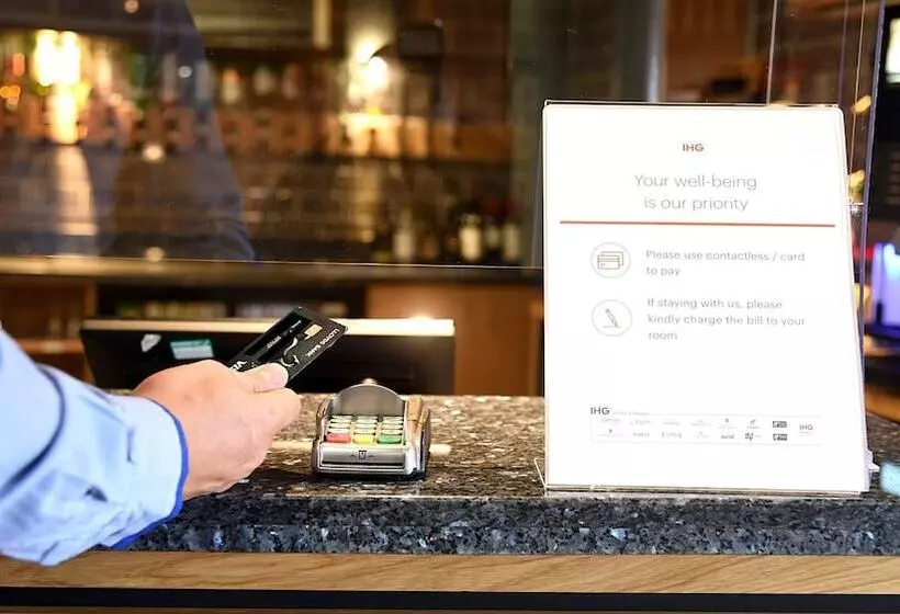 فندق Holiday Inn Express Liverpool Albert Dock, An Ihg