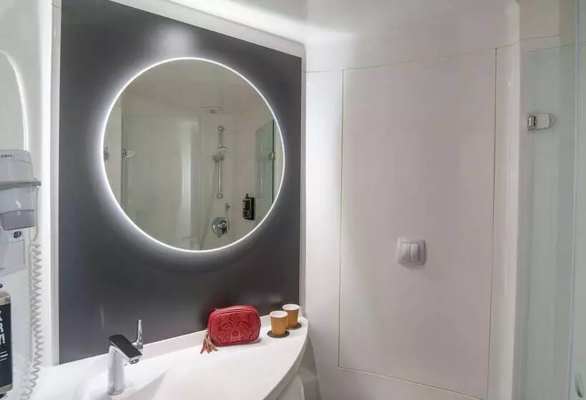 호텔 Ibis Barcelona Aeropuerto Viladecans