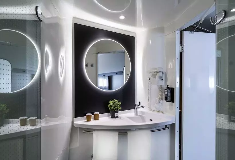 호텔 Ibis Barcelona Aeropuerto Viladecans