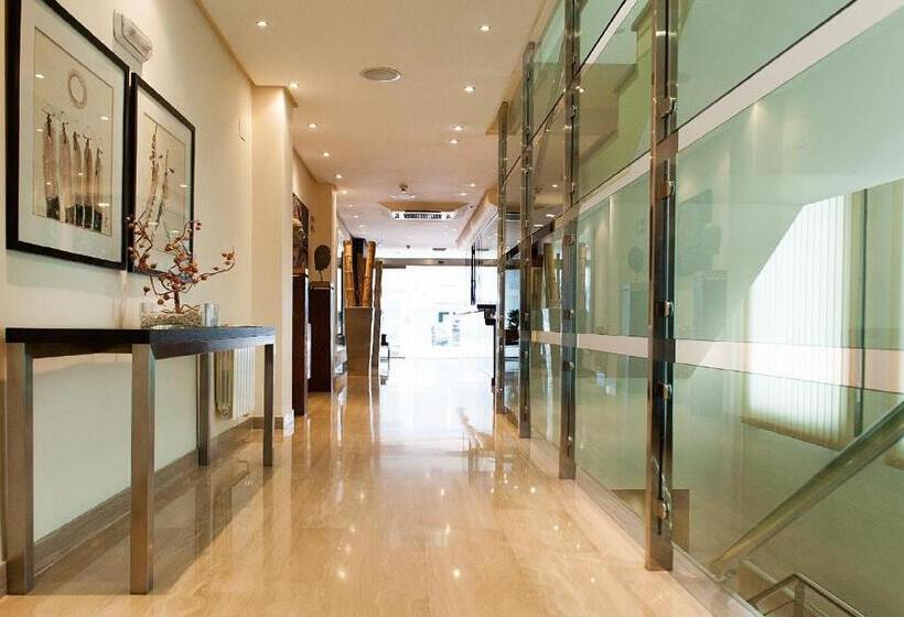 فندق Leflet Valme