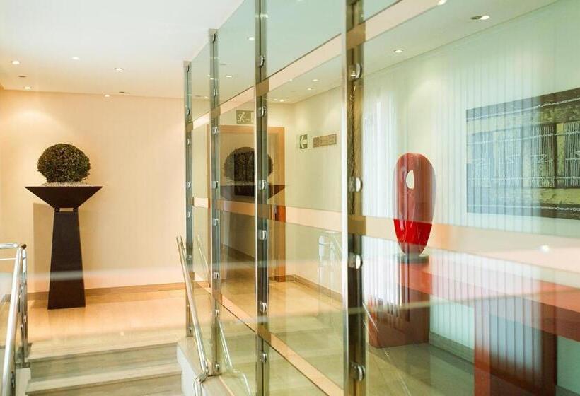 فندق Leflet Valme