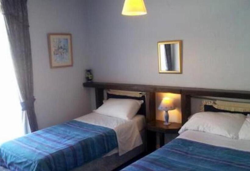 Отель The New Osterley