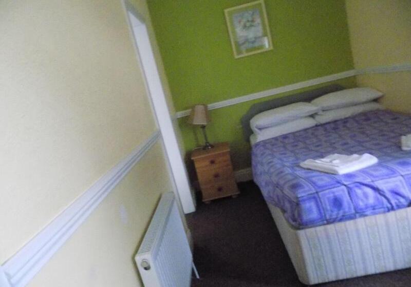 Отель The New Osterley