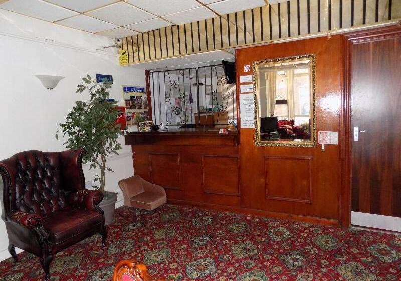 Отель The New Osterley