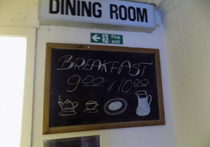 Отель The New Osterley