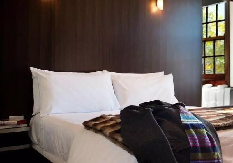 Mineral Springs Hotel Hepburn