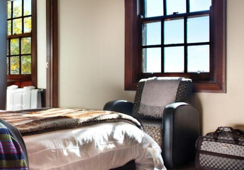 Mineral Springs Hotel Hepburn