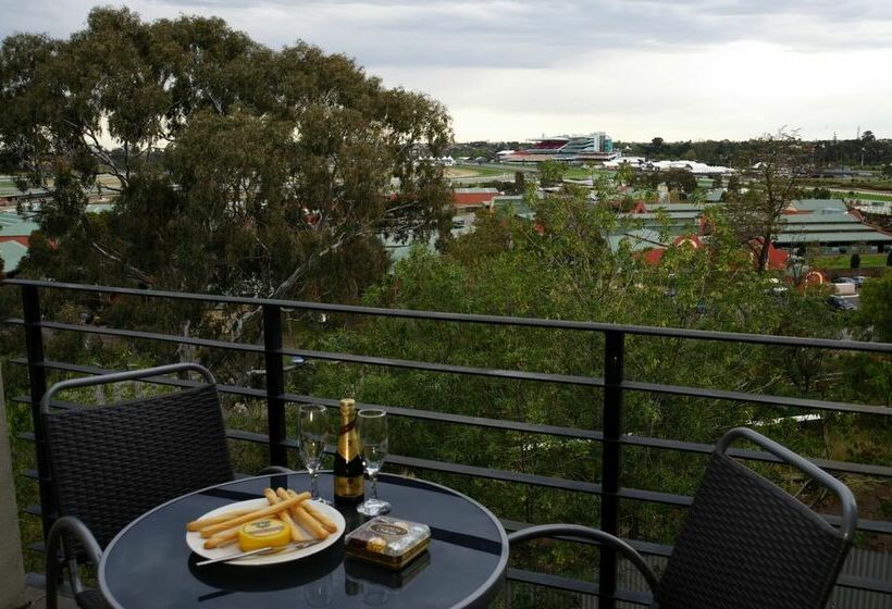 Отель Quest Flemington