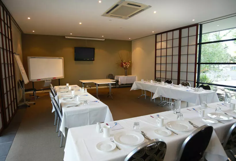 호텔 Quest Flemington