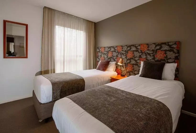 호텔 Quest Flemington