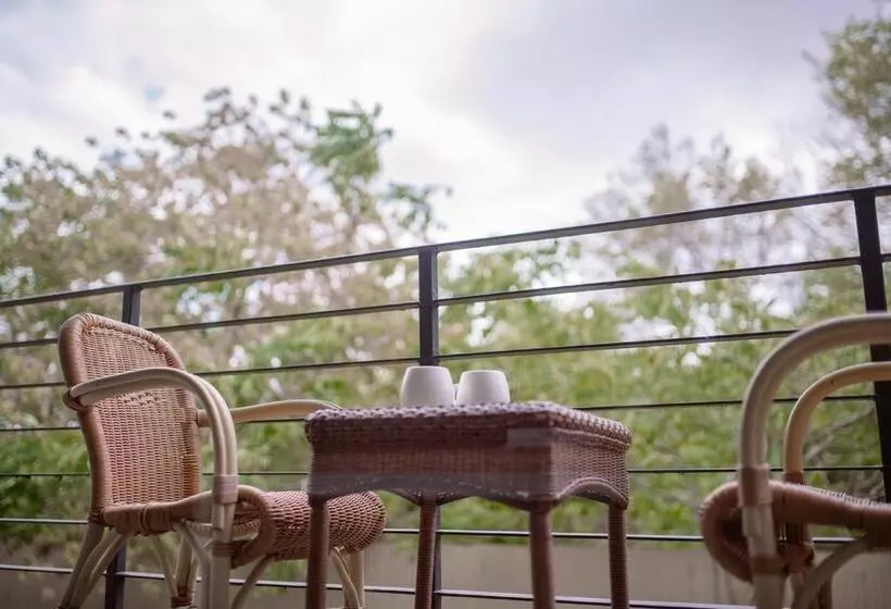 호텔 Quest Flemington