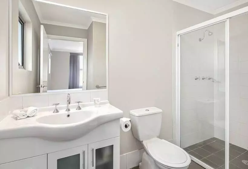 Отель Quest Wollongong