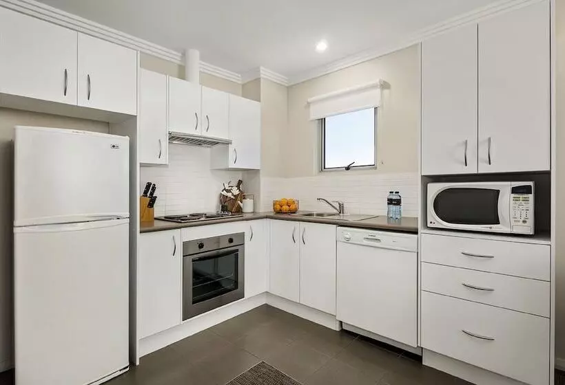 Отель Quest Wollongong