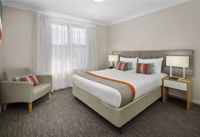 Отель Quest Wollongong