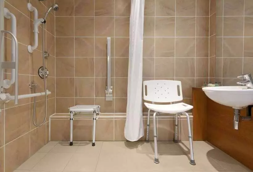 فندق Ramada Plaza Wrexham