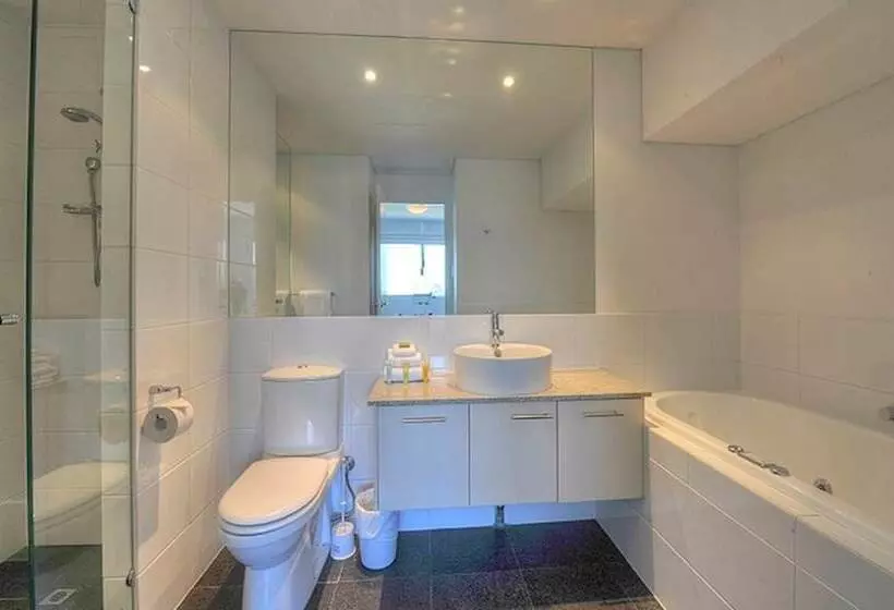 בית מלון כפרי Seashells Mandurah