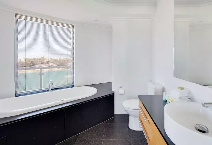 בית מלון כפרי Seashells Mandurah