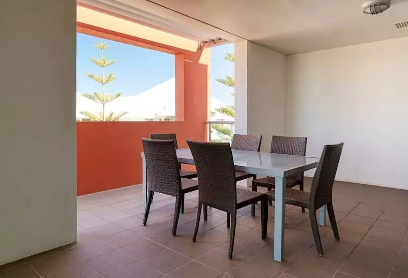 בית מלון כפרי Seashells Mandurah