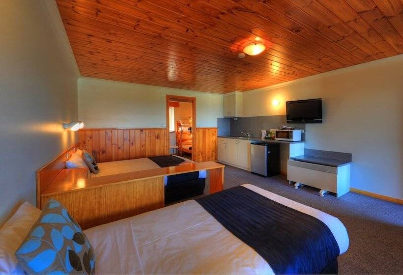 Отель Stanley Seaview Inn