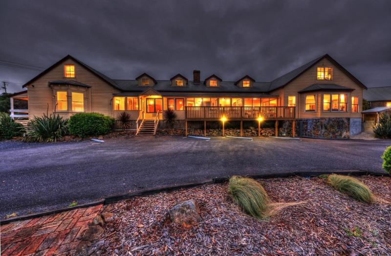 Отель Stanley Seaview Inn