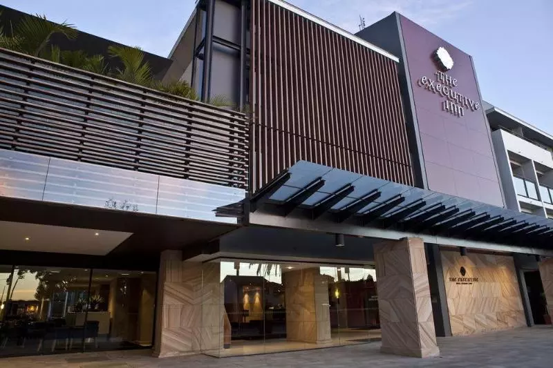 בית מלון כפרי The Executive Inn, Newcastle