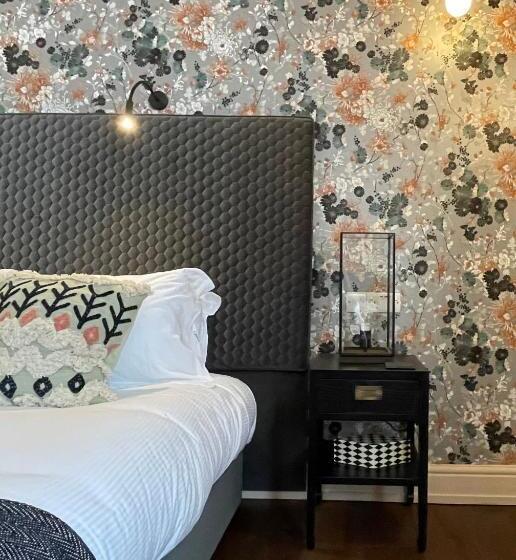 בית מלון כפרי The King's Arms